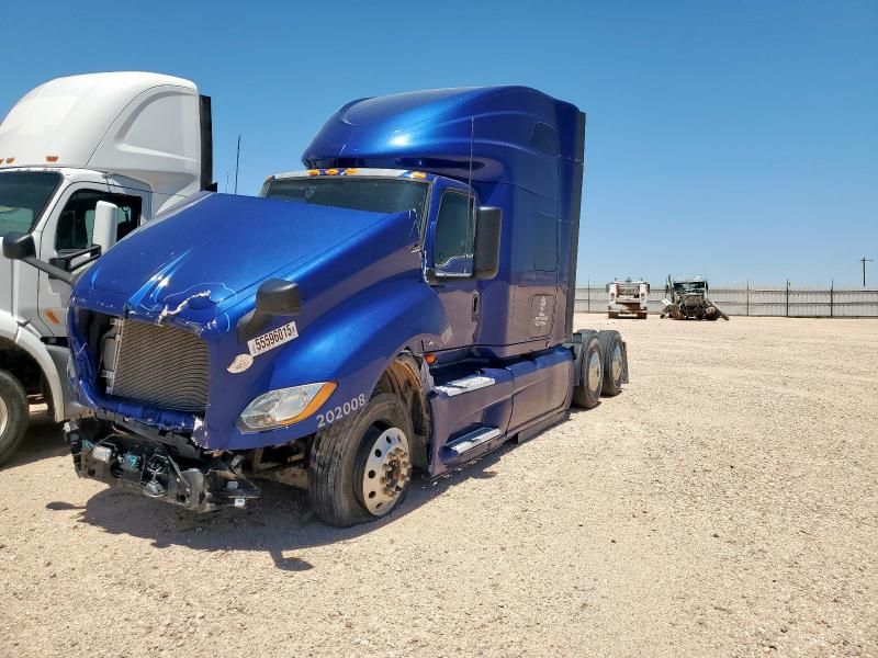 2020 International LT625 Semi Truck