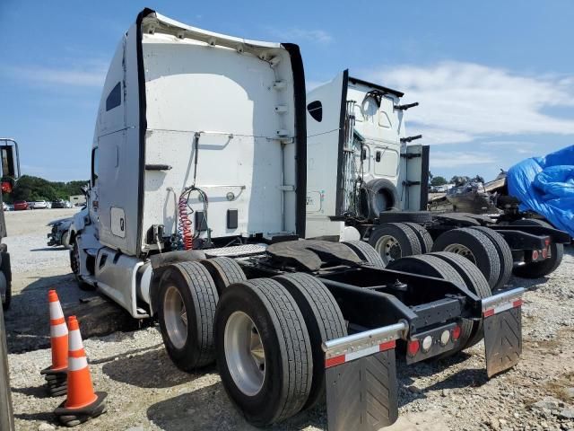 2017 Kenworth T680 Semi Truck