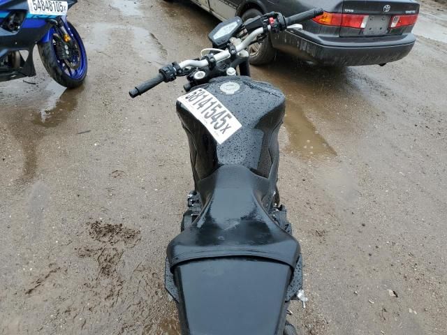 2016 Yamaha FZ09
