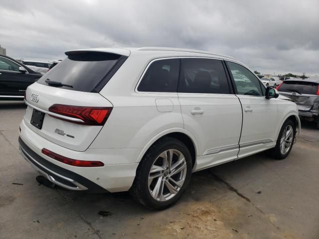 2020 Audi Q7 Premium Plus