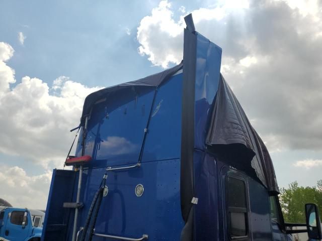 2020 Kenworth T680 Semi Truck
