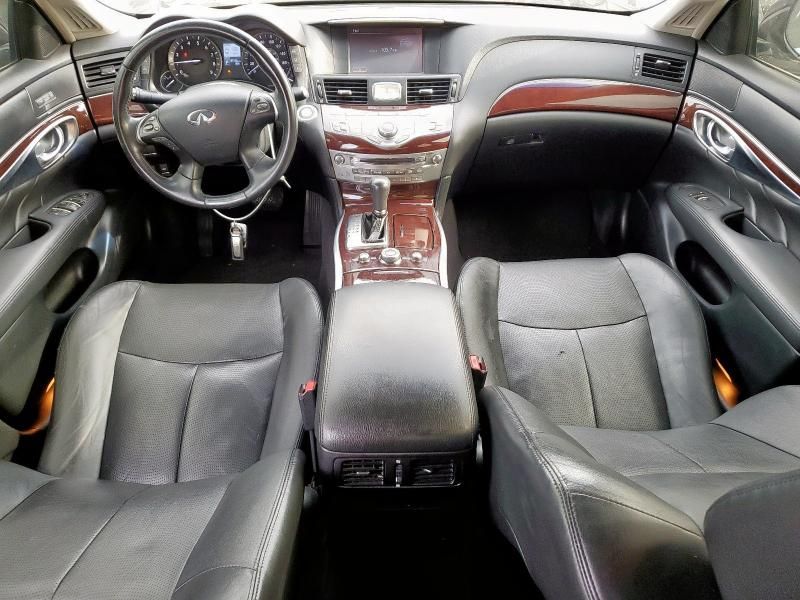 2015 Infiniti Q70 3.7