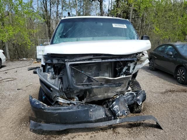2018 GMC Savana G2500