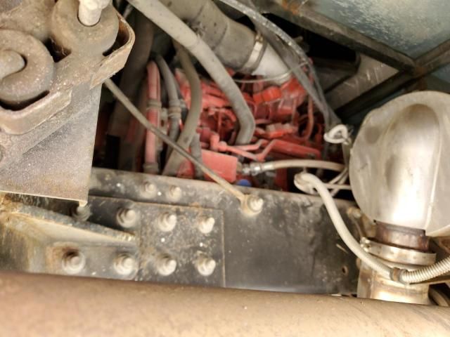 2015 Freightliner Chassis XC