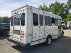 2017 Ford Econoline E450 Super Duty Cutaway Van
