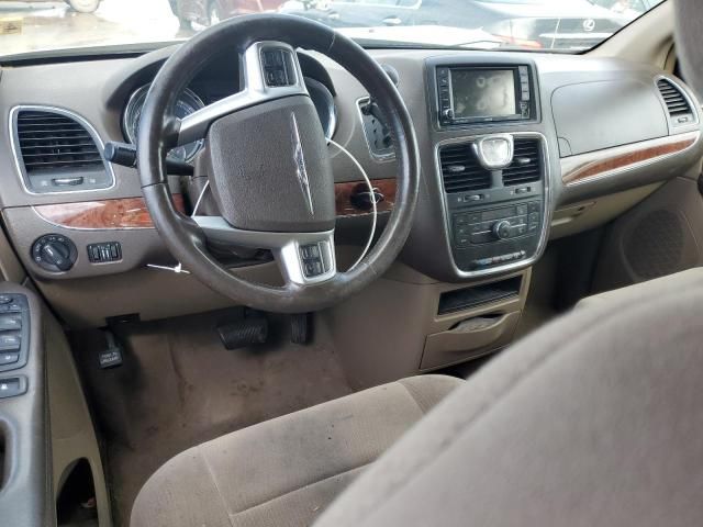 2011 Chrysler Town & Country Touring