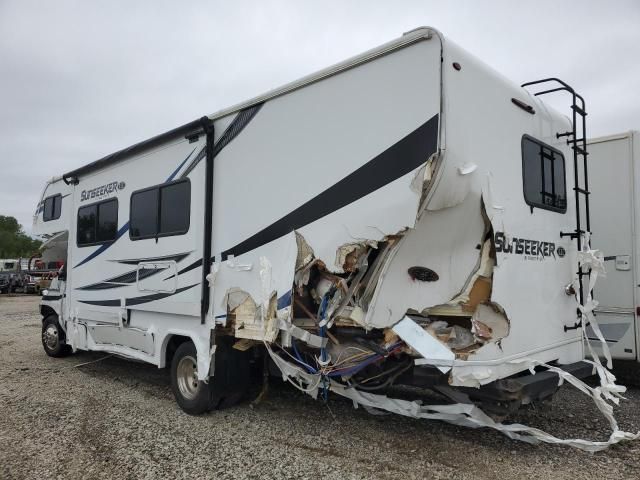 2019 Ford Econoline E450 Super Duty Cutaway Van