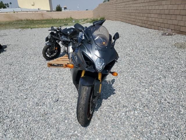 2021 Suzuki GSX-R1000 R