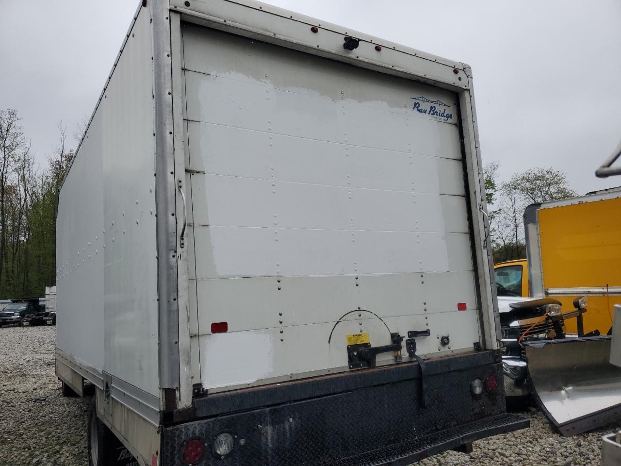 2018 Chev Express G4500