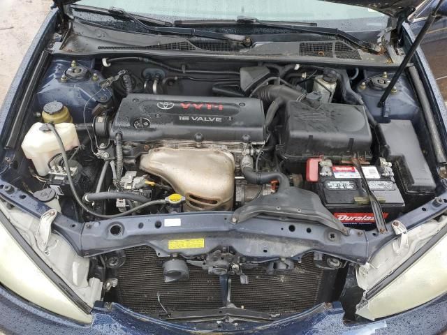 2004 Toyota Camry LE