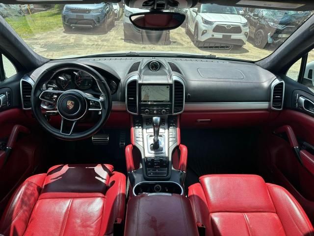 2015 Porsche Cayenne Turbo