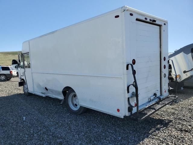 2005 Freightliner MT 55 Delivery Van
