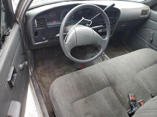 1989 Toyota Pickup 1/2 TON Short Wheelbase DLX