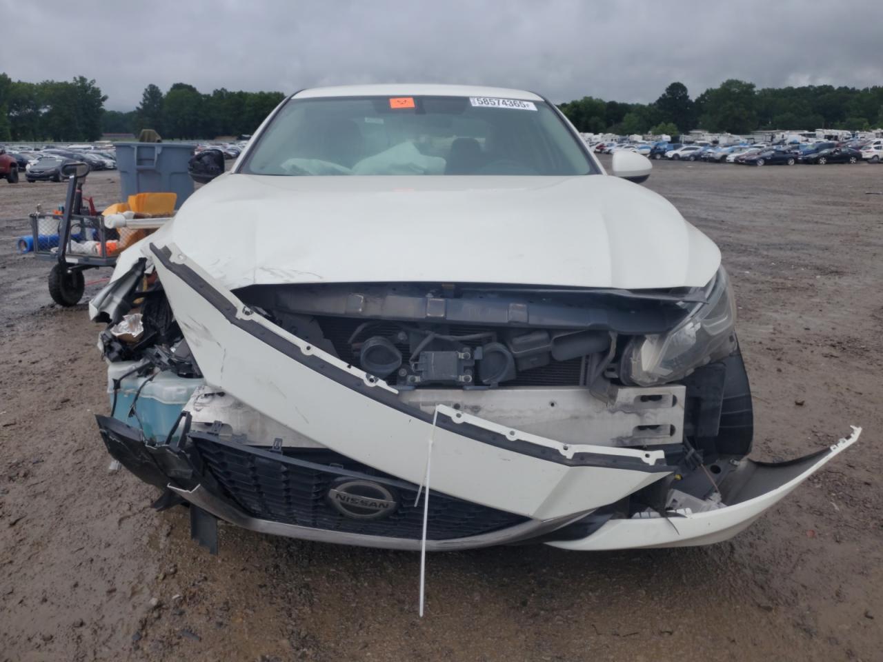 2020 Niss Altima 2.5 s