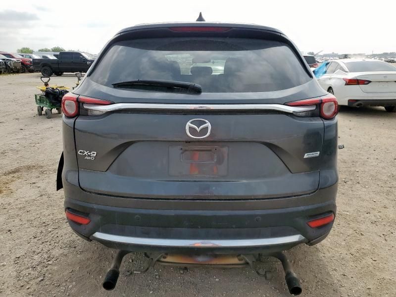 2018 Mazda CX-9 Signature