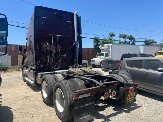 2011 Freightliner Cascadia 125