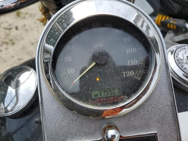 2004 Harley-Davidson Fxstsi