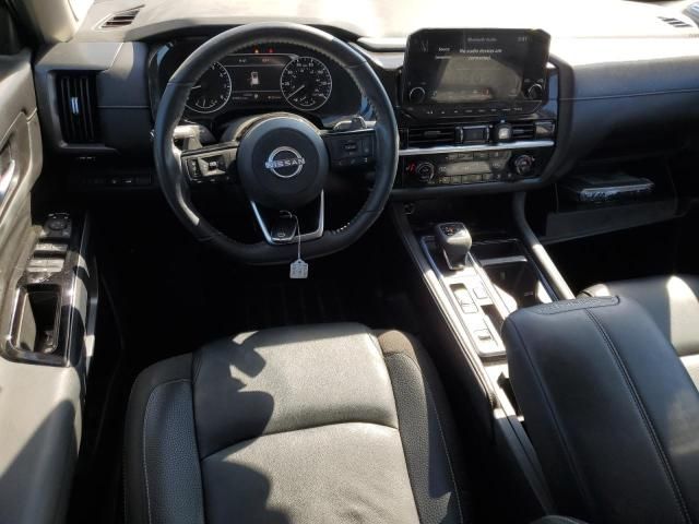 2023 Nissan Pathfinder SL