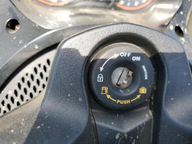 2013 Can-Am Spyder Roadster ST