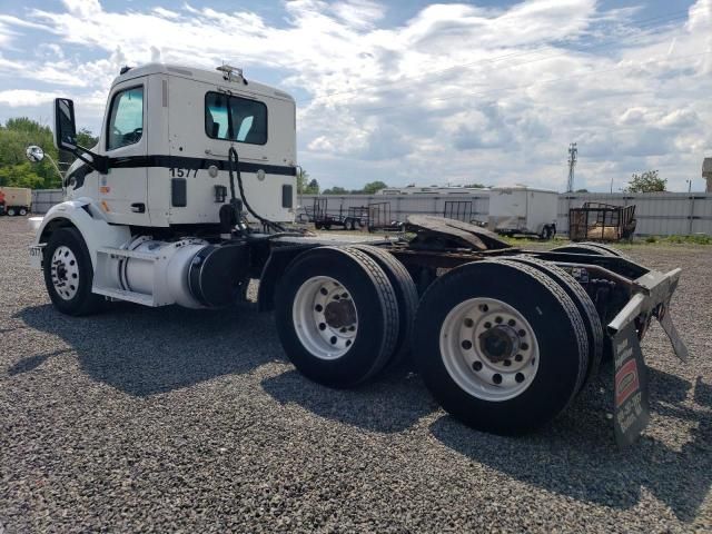 2015 Peterbilt 567