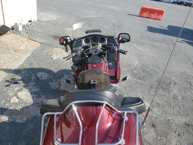 2005 Honda GL1800