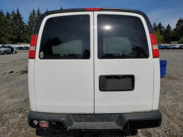 2013 Chevrolet Express G2500 LS