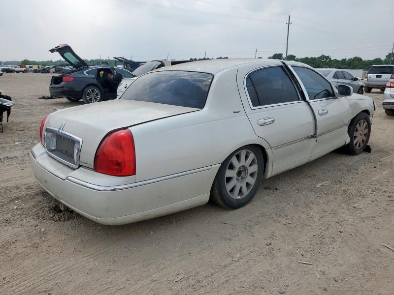 2007 Lincoln Town Car Designer