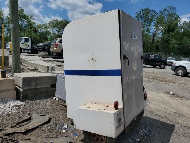 1986 Other Heavy Equipment 1986 Enclosed Cargo Trailer