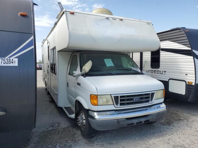 2006 Ford Econoline E450 Super Duty Cutaway Van