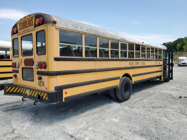 2010 Ic Corporation 3000 CE