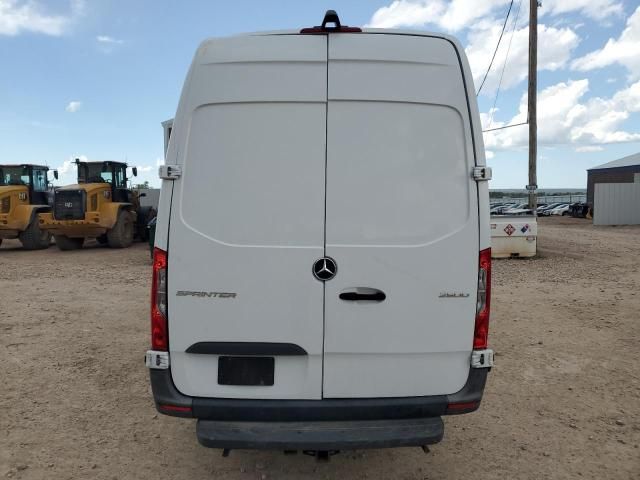 2022 Mercedes-Benz Sprinter 2500