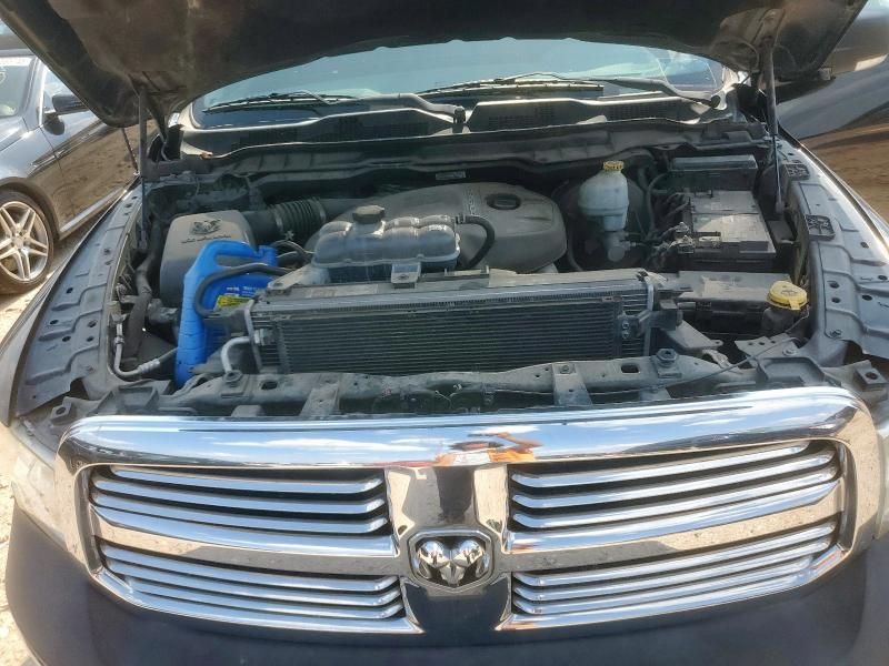 2014 Dodge RAM 1500 SLT