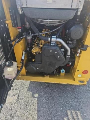 2017 Caterpillar 2017 Caterillar 226D