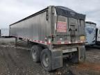 2019 East Manufacturing Trailer