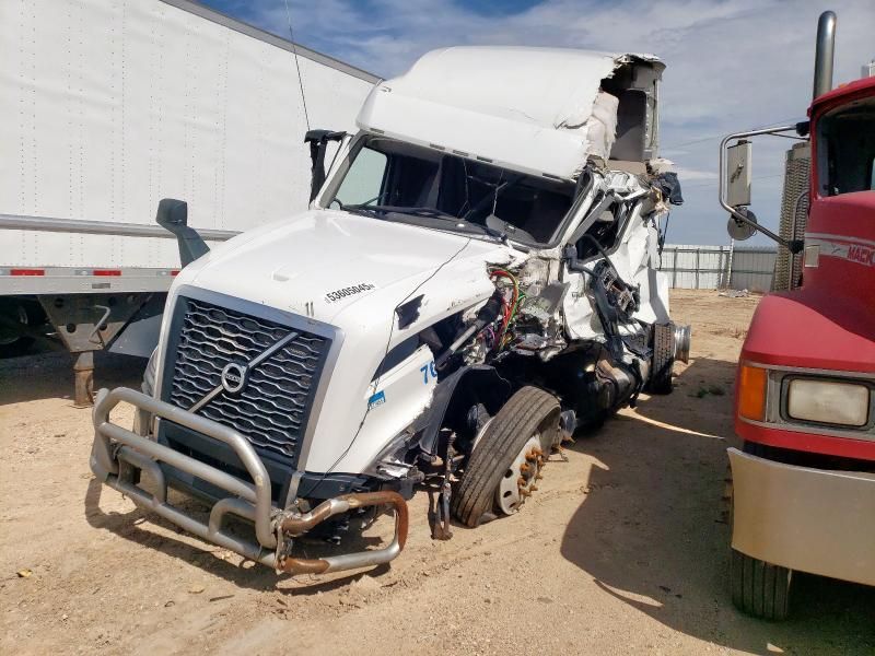 2022 Volvo VNL Semi Truck