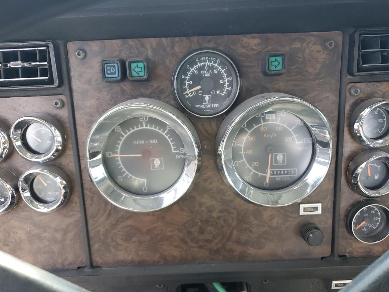 1988 Kenworth W900 Semi Truck