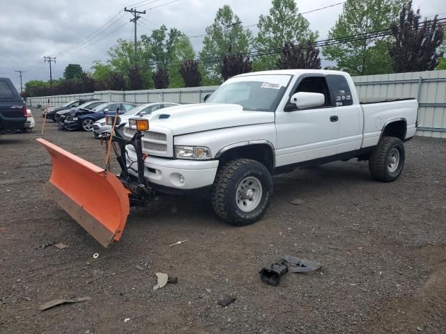 1999 Dodge RAM 2500