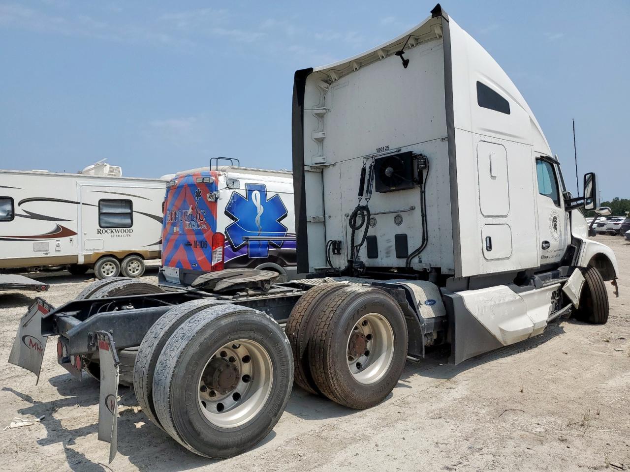 2023 Kenworth Tractor