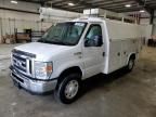 2014 Ford Econoline E350 Super Duty Cutaway Van
