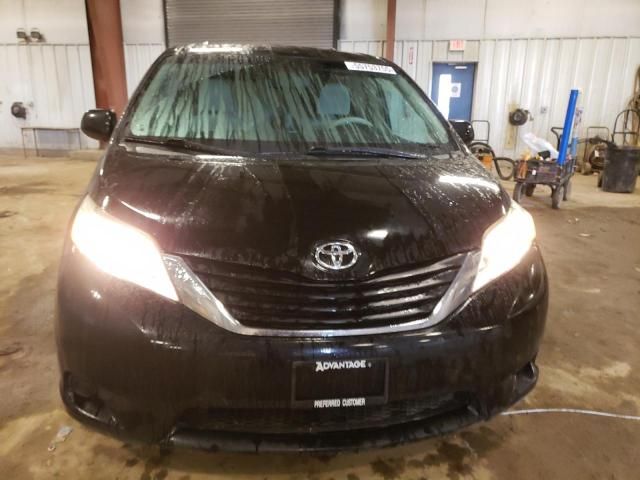2011 Toyota Sienna LE