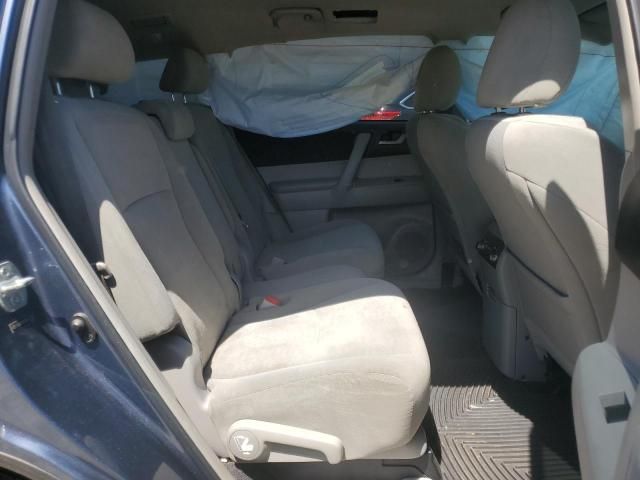 2013 Toyota Highlander Base