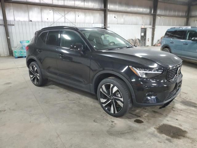 2025 Volvo XC40 Plus