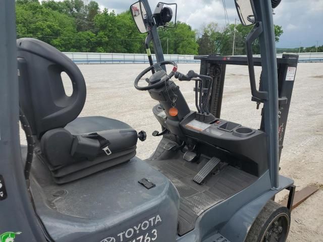 2015 Toyota Fork Lift