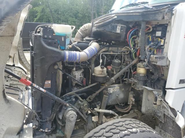 2021 Peterbilt 567