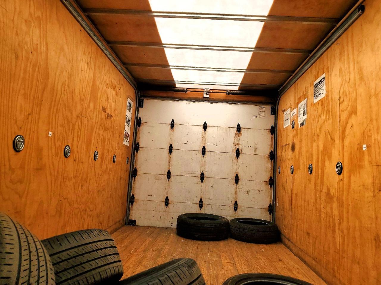 2020 Chevrolet Express BOX Truck