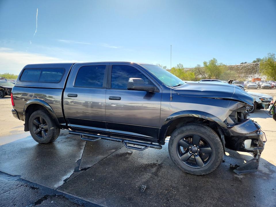 2015 Dodge RAM 1500 SLT