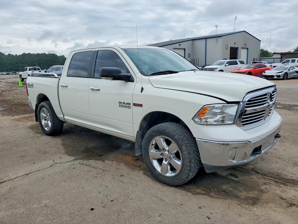 2016 Dodge Ram 1500 slt