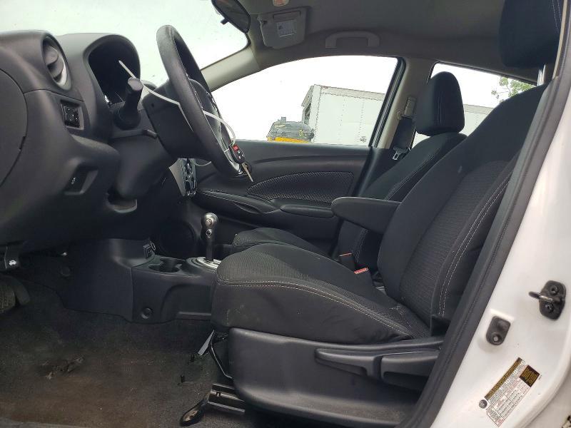 2017 Nissan Versa 1.6 sv