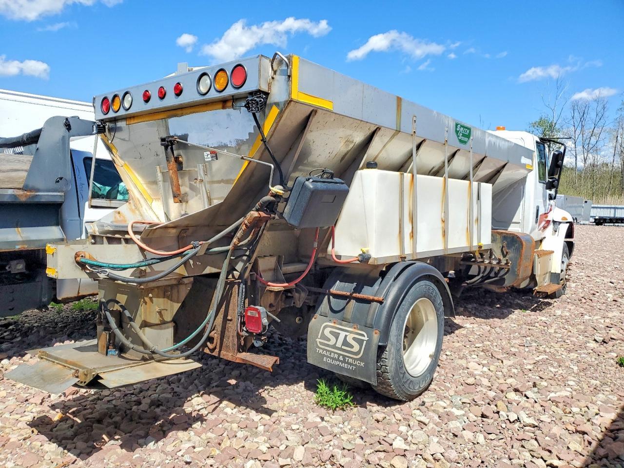 2017 International 4300 Feed Delivery Truck