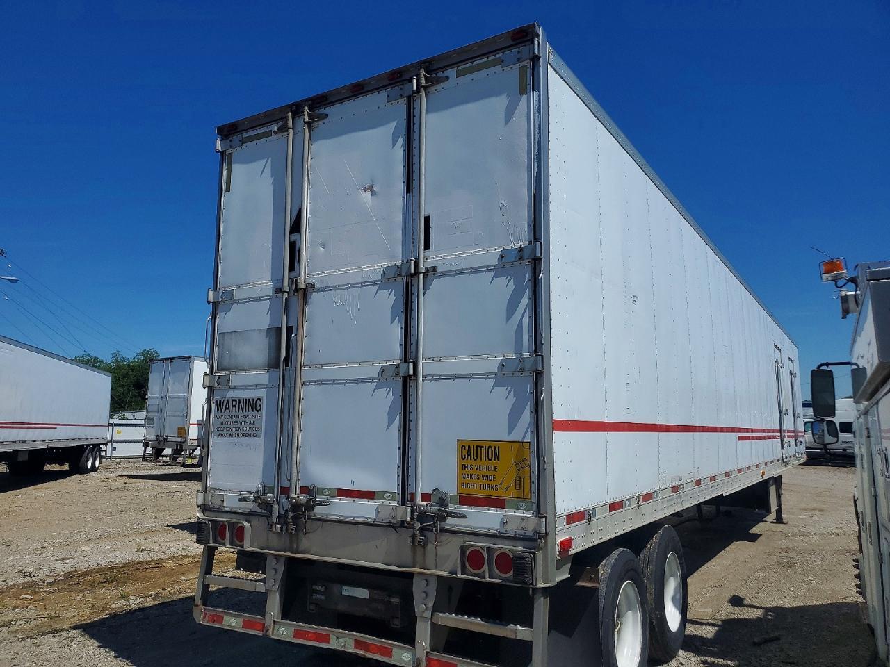 2010 Utility VS2RA Refrigerated Van Trailer